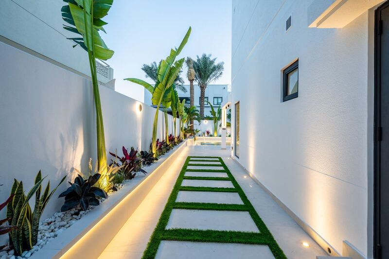 Open-Plan Kitchen Renovation: Removing Walls in Your Dubai Villa